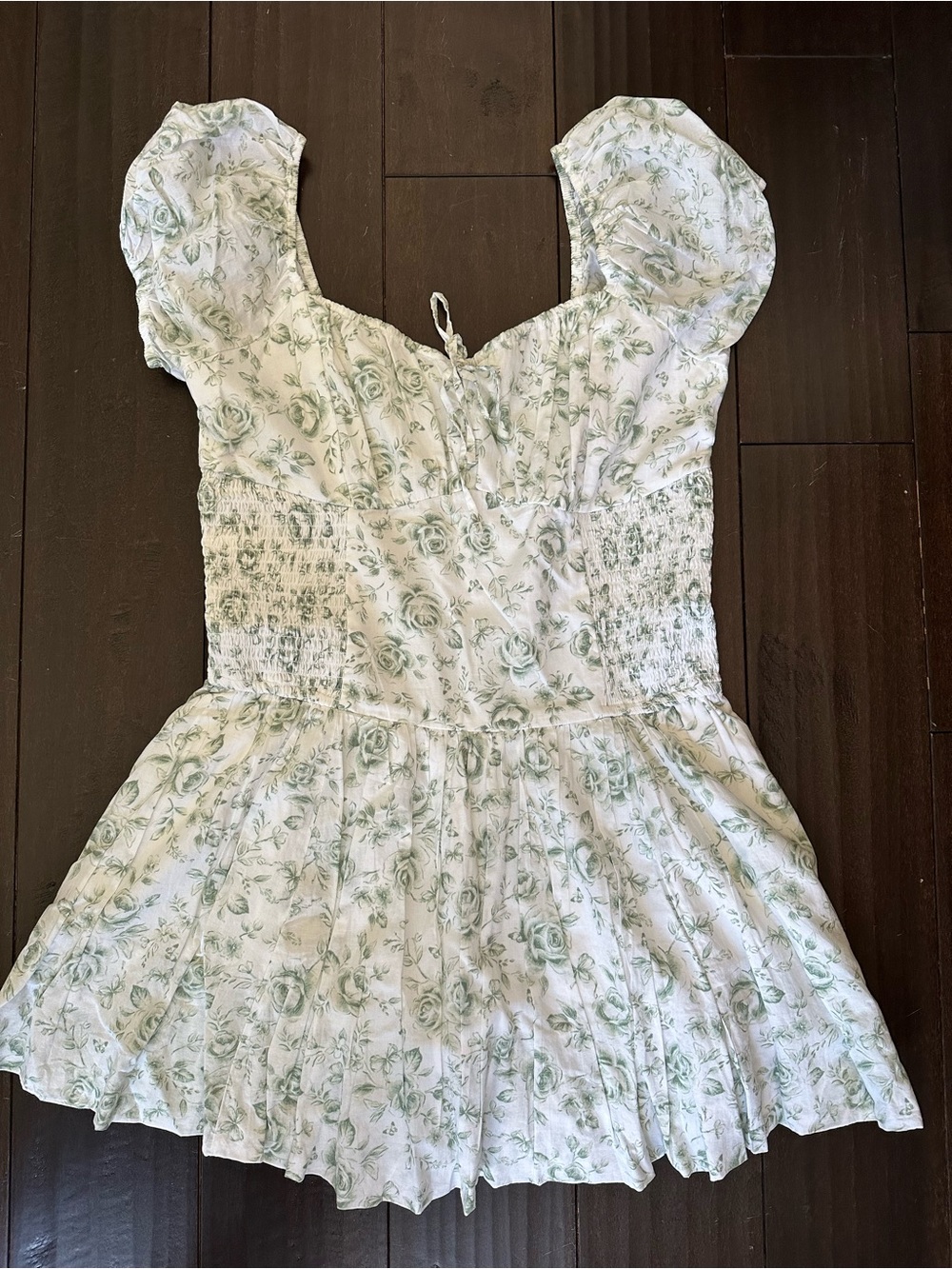 Hollister White Dress with hidden shorts Green Floral Print and Puff Sleeves